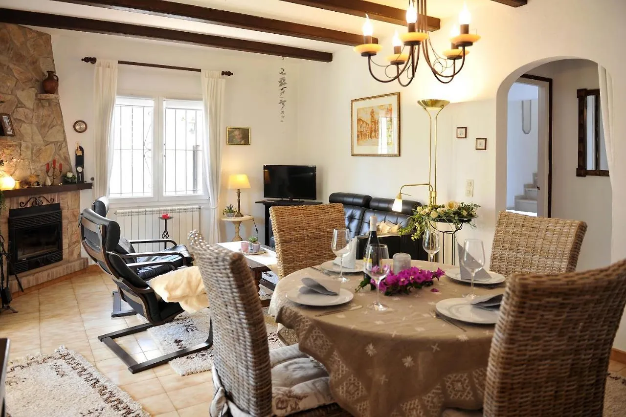 Pi Gran A Villa L'Escala