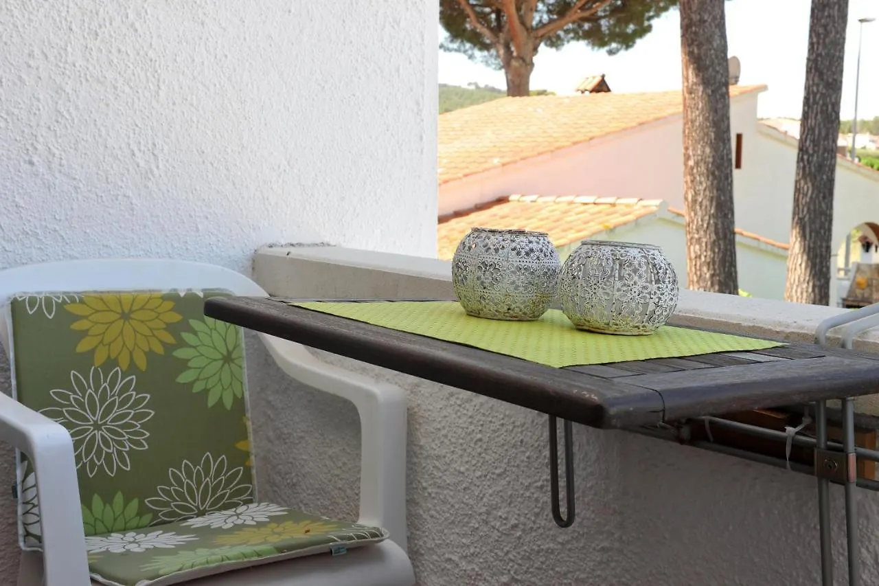 Pi Gran A Villa L'Escala 0*,  Spain